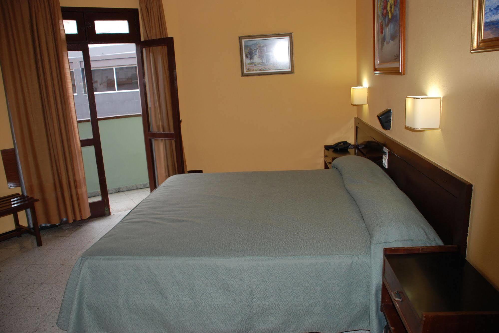 Hotel Olympia Las Palmas de Gran Canaria Extérieur photo